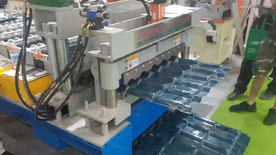 Metal Sheet Roof Forming Equipment , Automatic Roofing Sheets Rolling Machine Prices