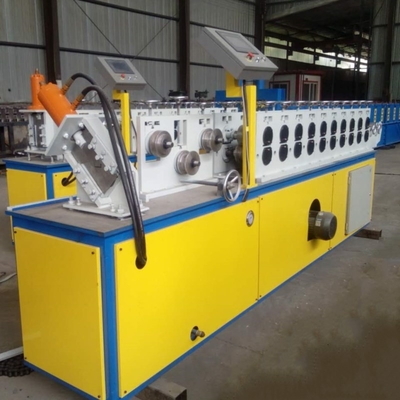 Het lichte Vroegere Broodje van Keel Roll Forming Machine Keel Cd And Ud Keel