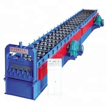 Het Broodje die van het SteelFloordek het Dekplaat van de Machinevloer Productiemateriaal vormen